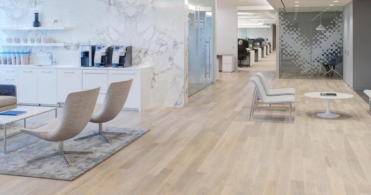 Deciding Between Lvp Flooring And Hardwood Nydree Flooring